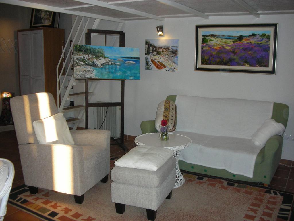 Apartment Croatia Art دراسنيتش الغرفة الصورة